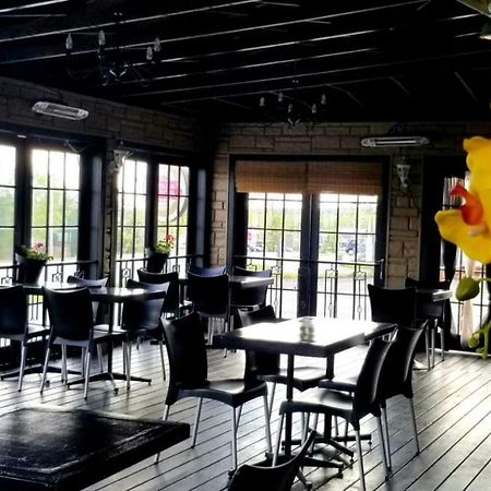Auberge Happy Logis Lac-Etchemin Exterior photo